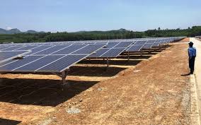 Vận hành dự án nhà máy điện mặt trời hơn 1.100 tỉ đồng tại Quảng Ngãi